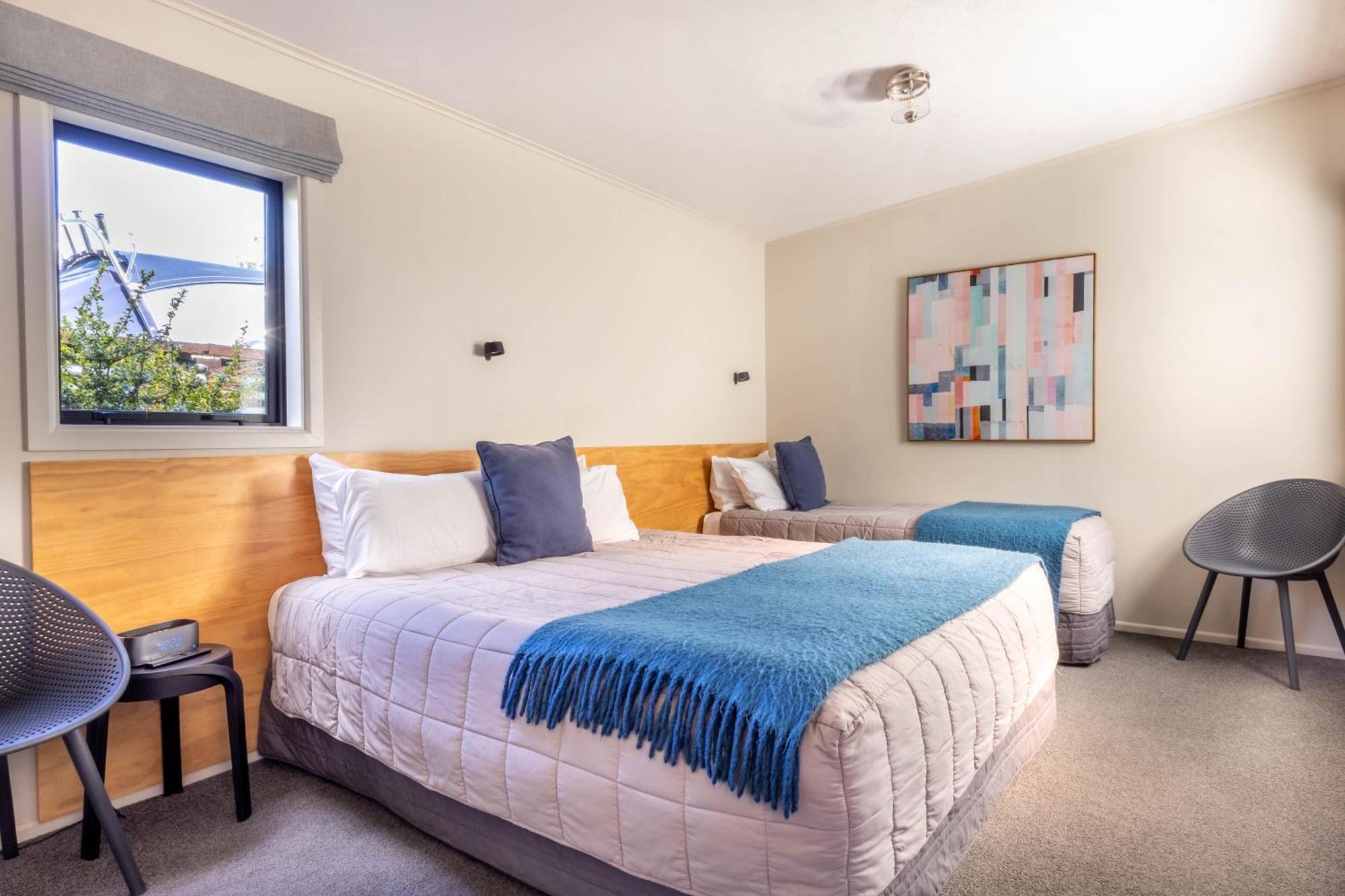 Shakespeare House Bed & Breakfast Te Anau Eksteriør bilde