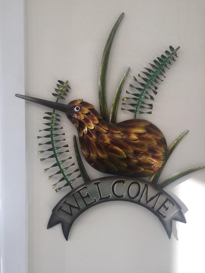 Shakespeare House Bed & Breakfast Te Anau Eksteriør bilde